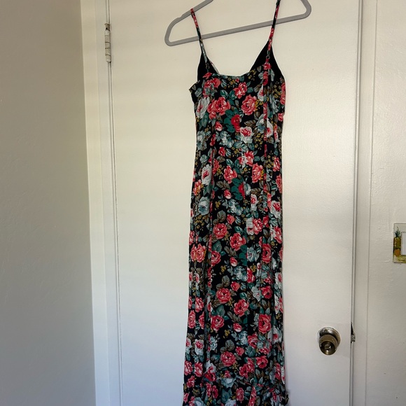 Majorelle Quincy Midi Dress with Slit - Pink and Blue Florals - Picture 7 of 10